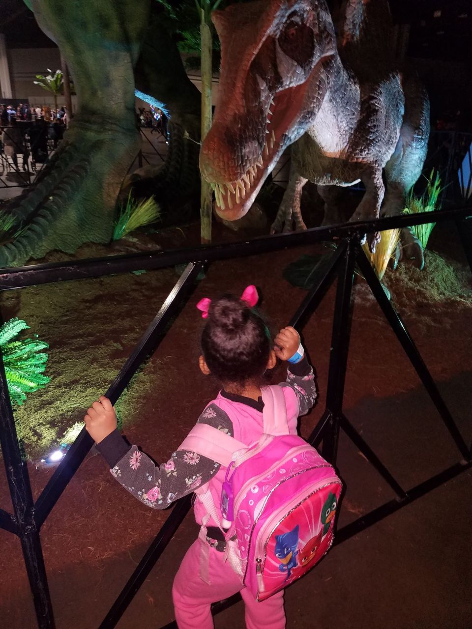 Jurassic quest tour 29066579 10100411678605496 5532563260508733440 o on successful black parenting magazine