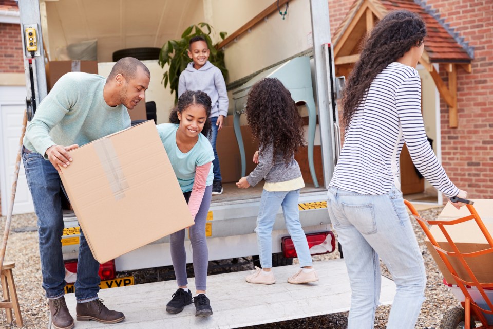 Black parents' guide to interstate moving with children: essential tips and resources Depositphotos 299151148 l on successful black parenting magazine